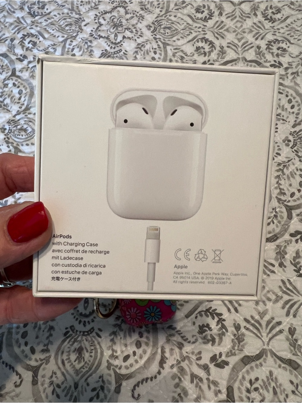 Apple White AirPods with Lightning Charging Case